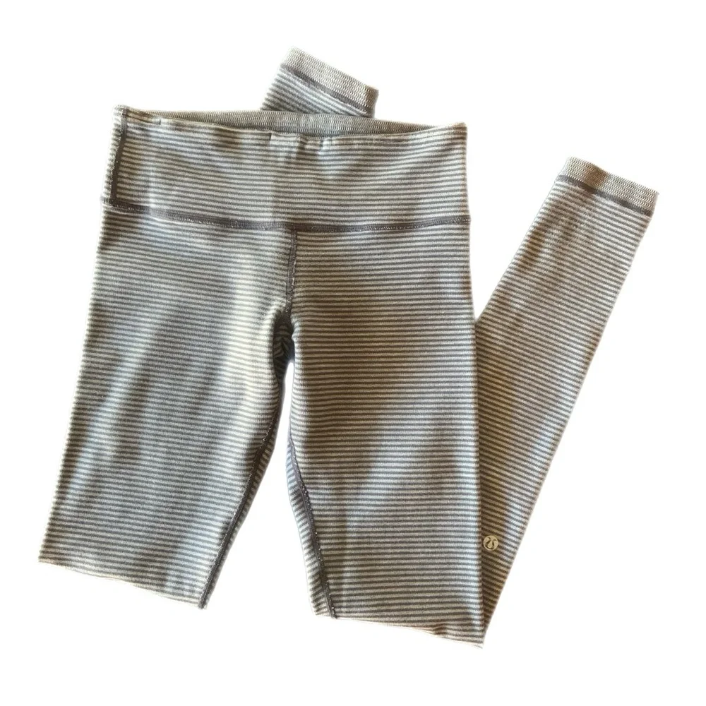 Lululemon Wunder Under Pant *Reversible Grey & White - Picture 2 of 13